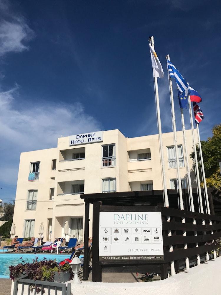 Daphne Hotel Apartments (Adults Only) Paphos Extérieur photo