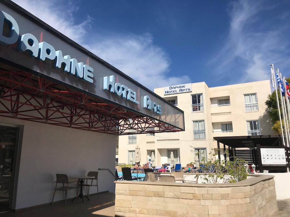 Daphne Hotel Apartments (Adults Only) Paphos Extérieur photo