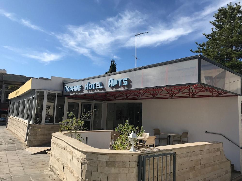 Daphne Hotel Apartments (Adults Only) Paphos Extérieur photo