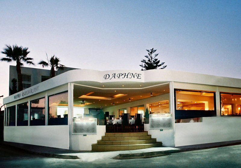 Daphne Hotel Apartments (Adults Only) Paphos Extérieur photo