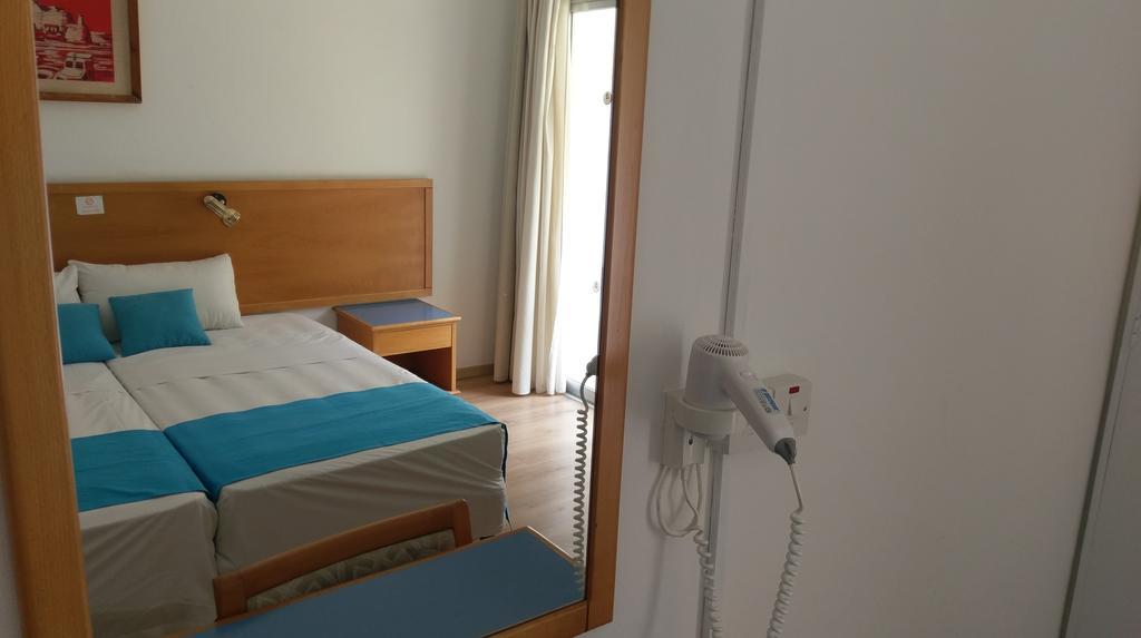 Daphne Hotel Apartments (Adults Only) Paphos Extérieur photo