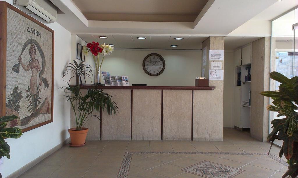 Daphne Hotel Apartments (Adults Only) Paphos Extérieur photo